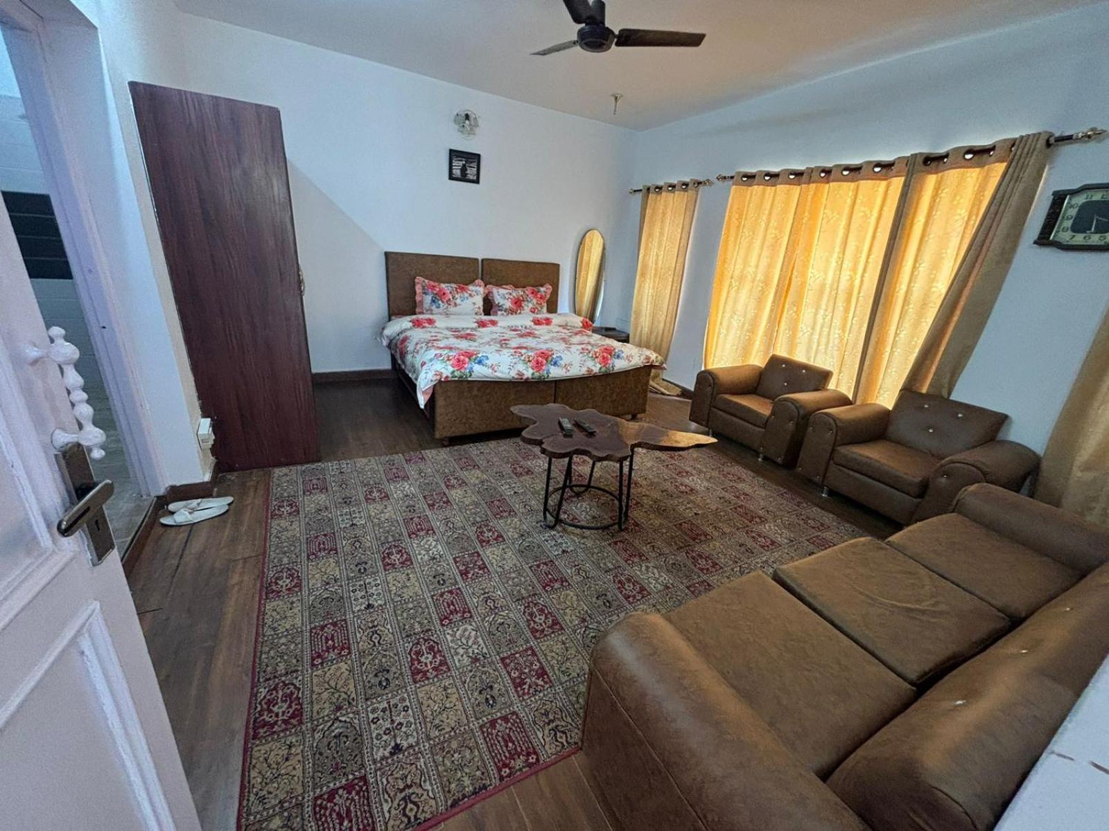 5 Bedrooms By Humble Stay Kasauli Exterior foto